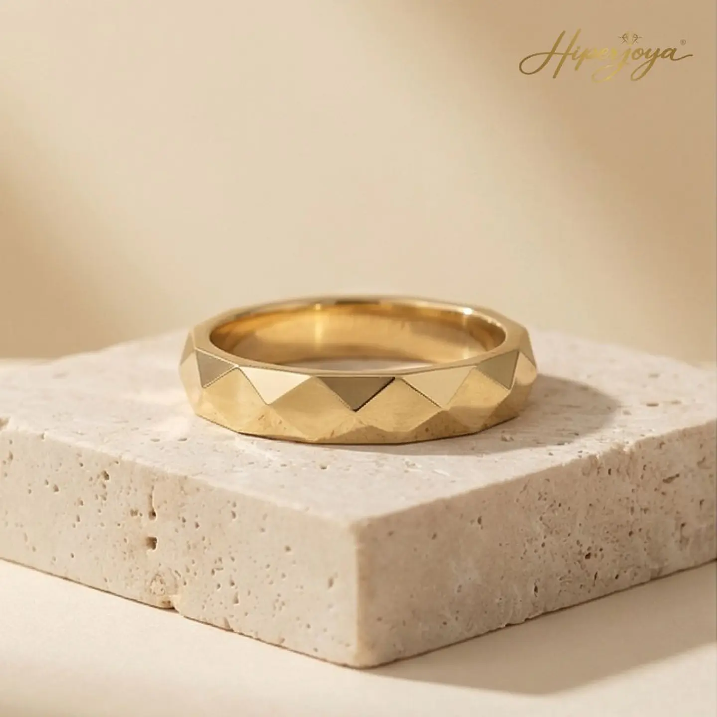 Alianza tallada de oro 18k 4