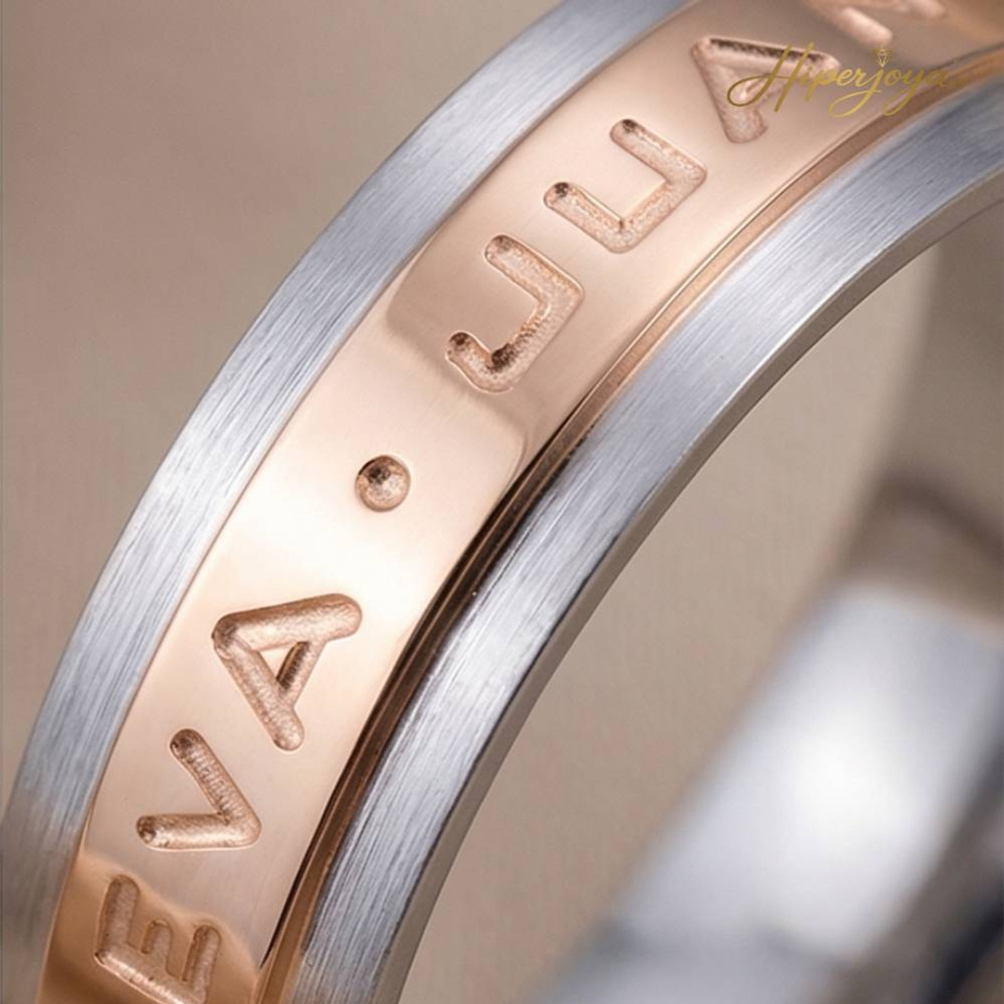 Alianza de oro bicolor con nombres  6