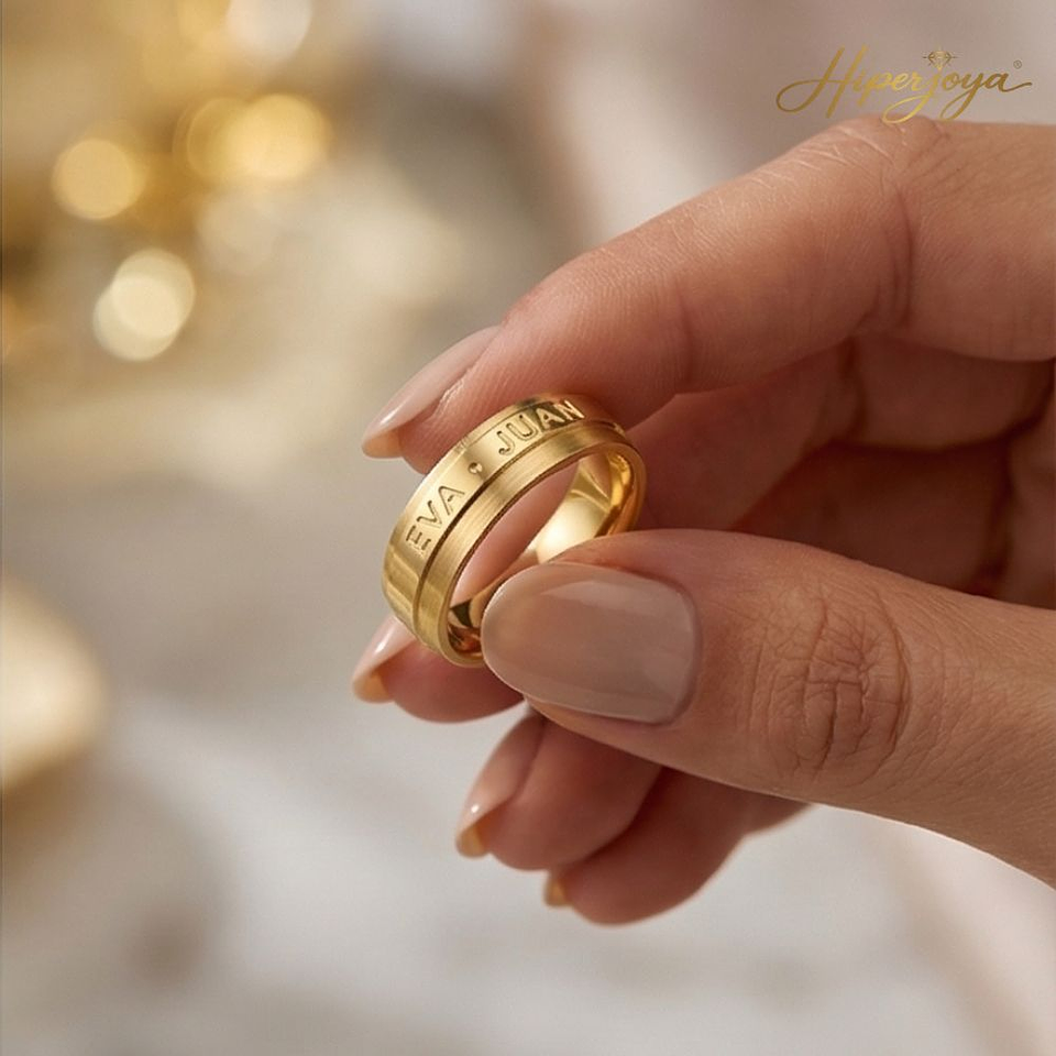 Alianza de oro rosa 18k con nombres 10