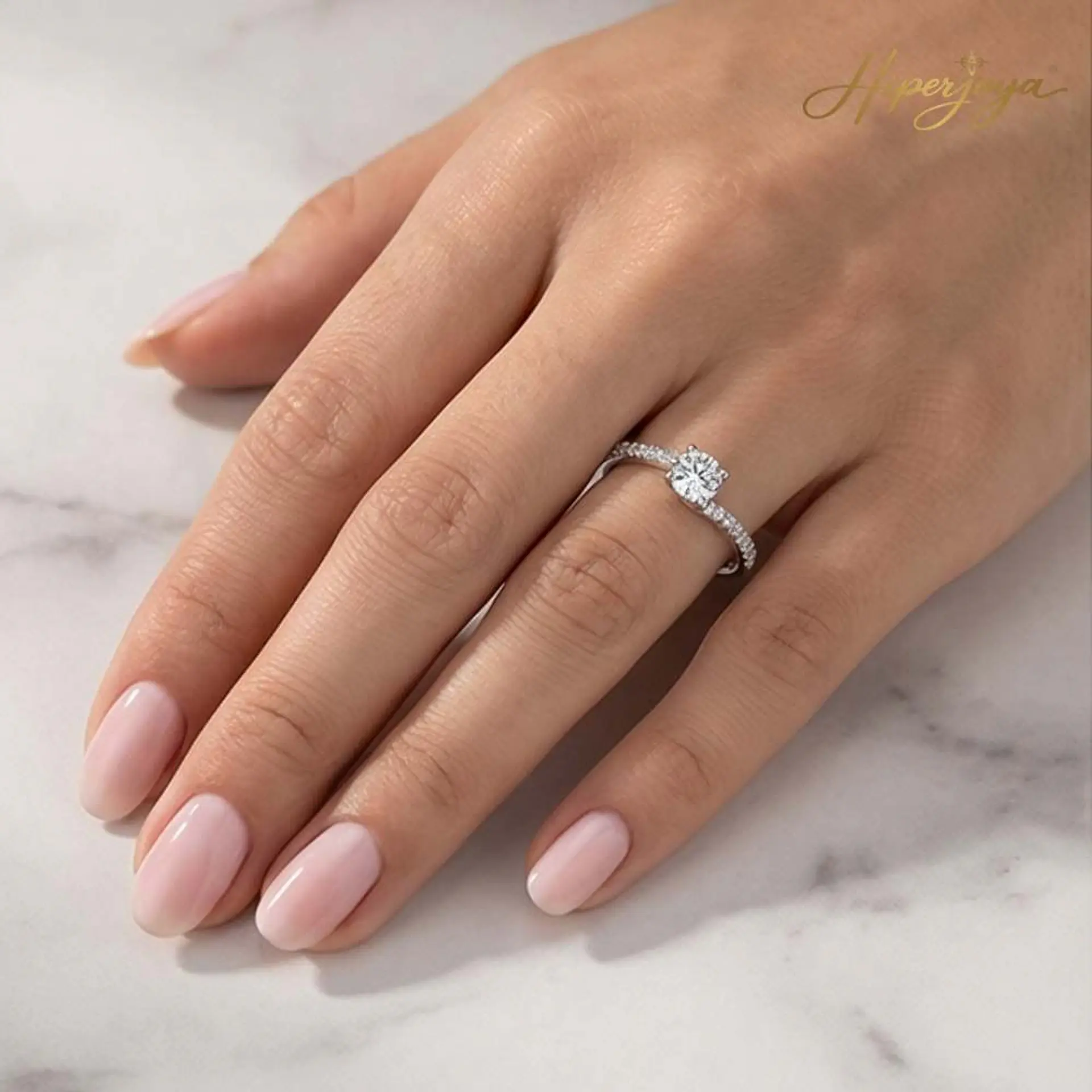 Anillo de compromiso 2