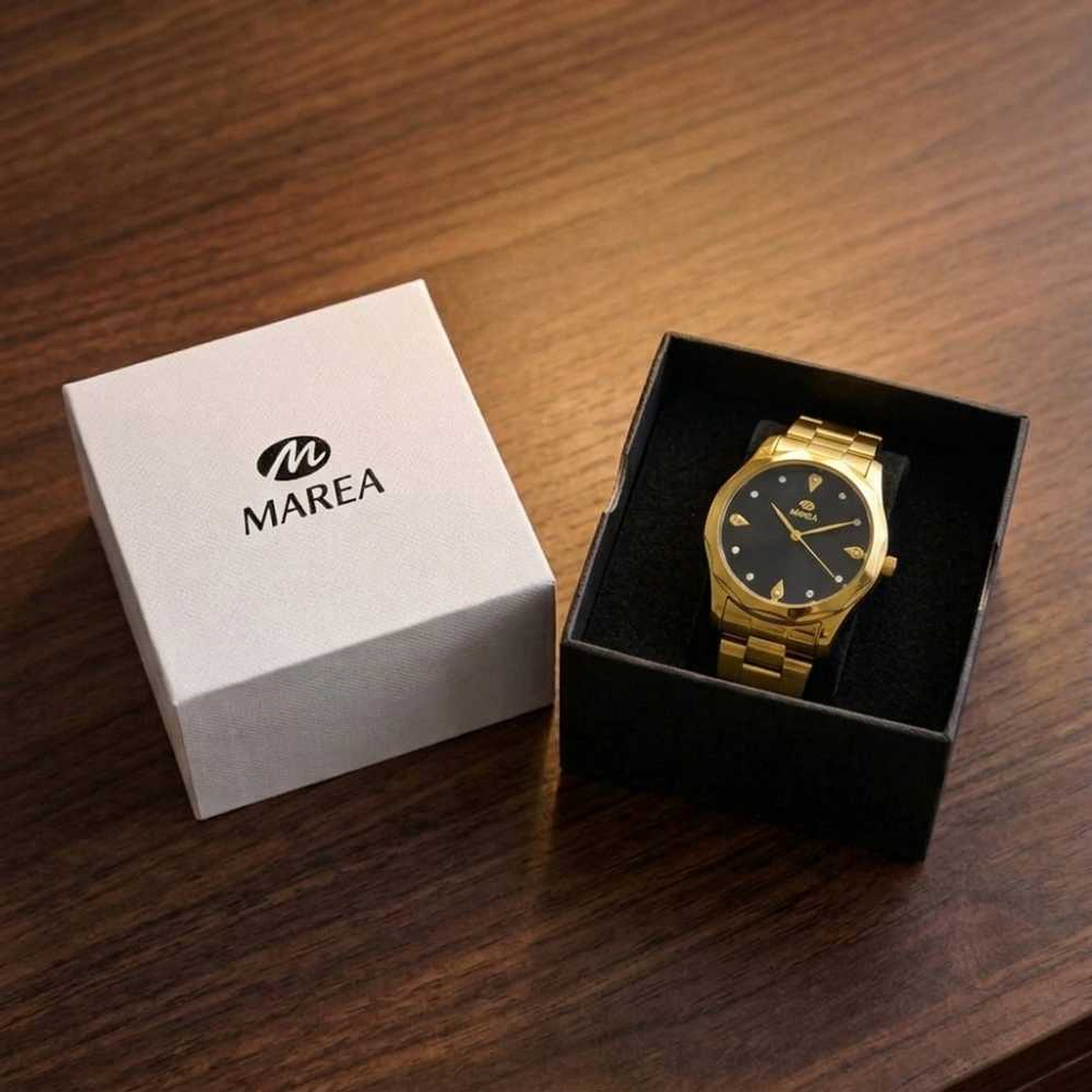 Reloj para mujer dorado con circonitas 6