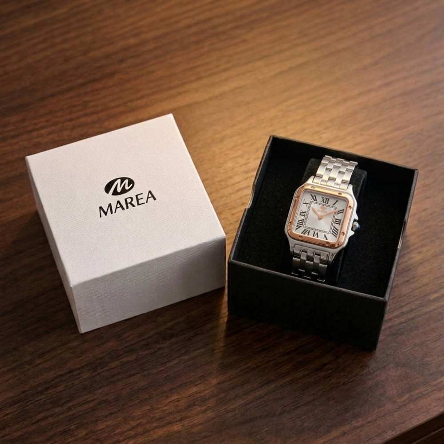 Reloj plateado clásico con detalles en rose gold  5