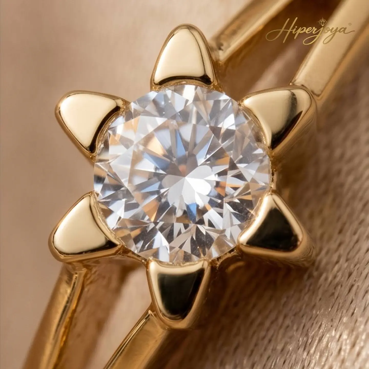 Anillo para mujer Oro amarillo 18k  3