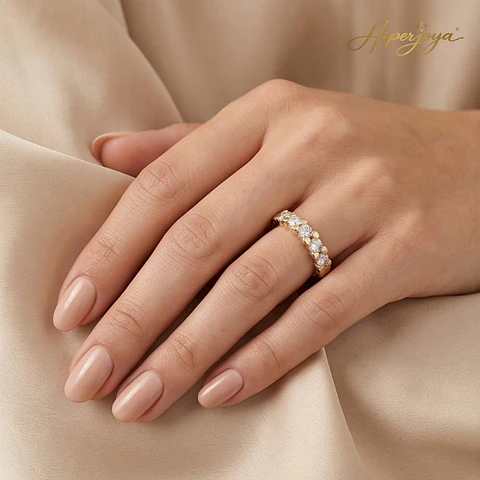Anillo de compromiso Oro 18k con diamantes 
