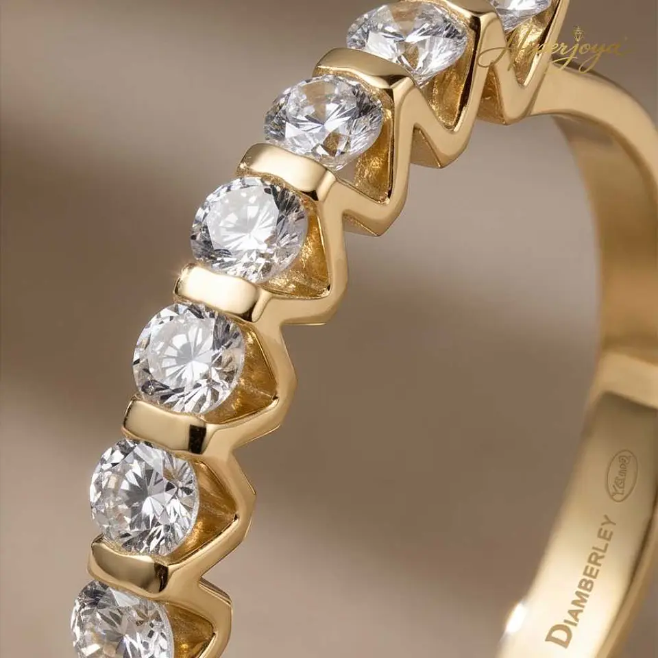 Anillo para noviazgo en Oro amarillo 18k  3