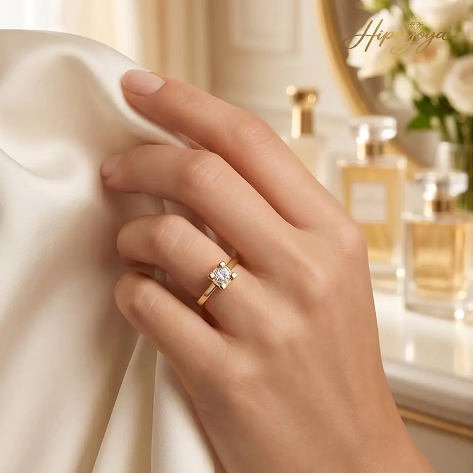 Anillo con diamantes en Oro amarillo 18k 2