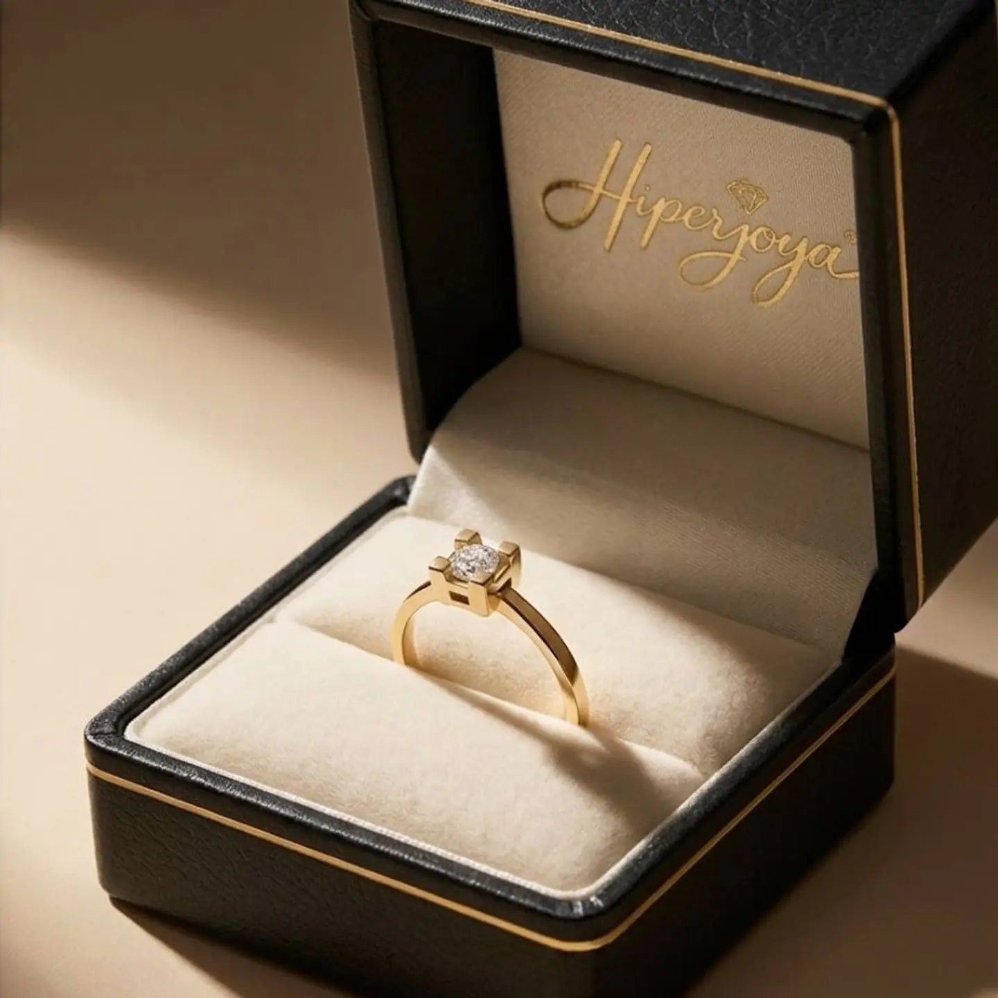 Anillo con diamantes en Oro amarillo 18k 5