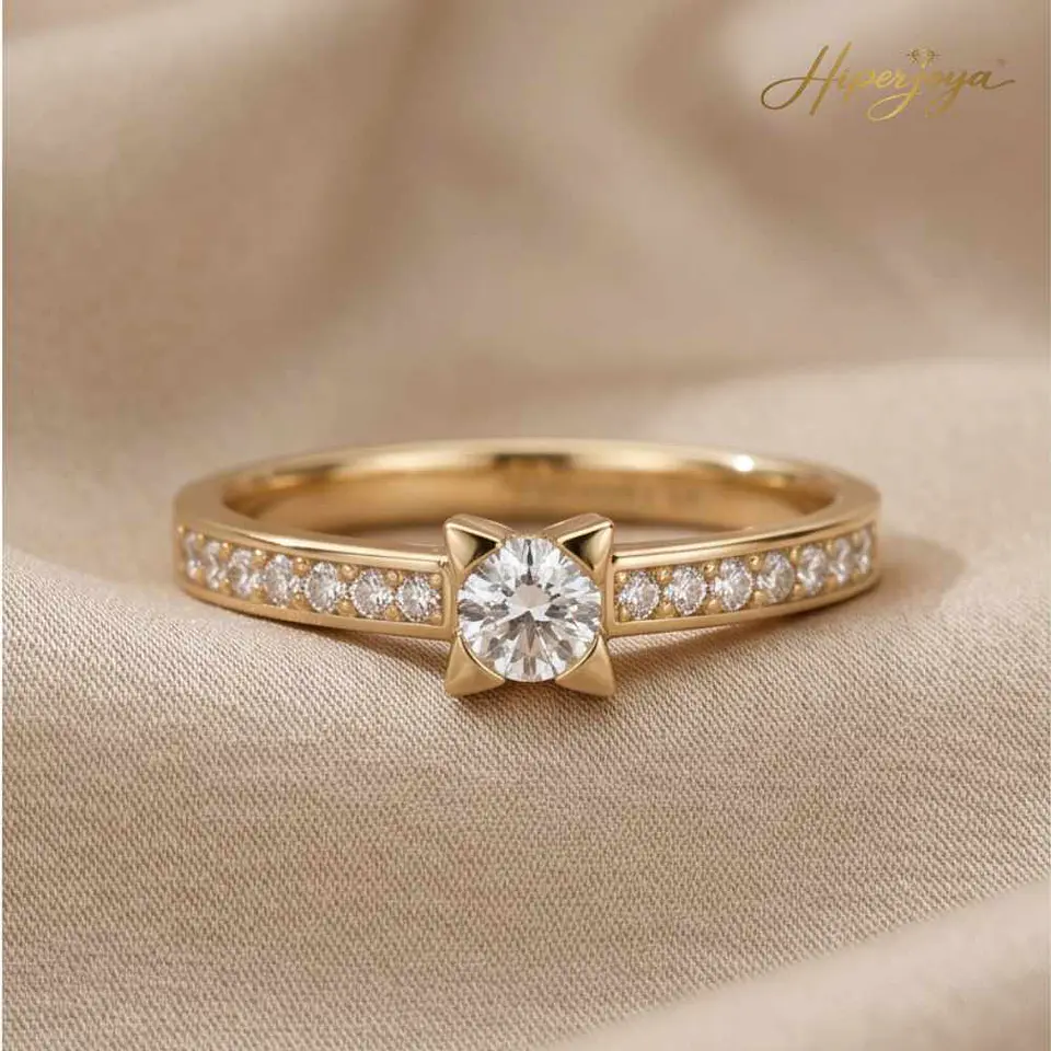Anillo de Oro 18k amarillo y diamantes  4
