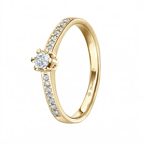 Anillo solitario para pedido de mano
