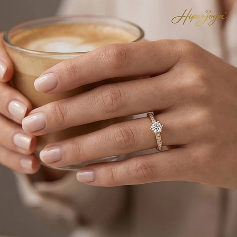 Anillo solitario para pedido de mano