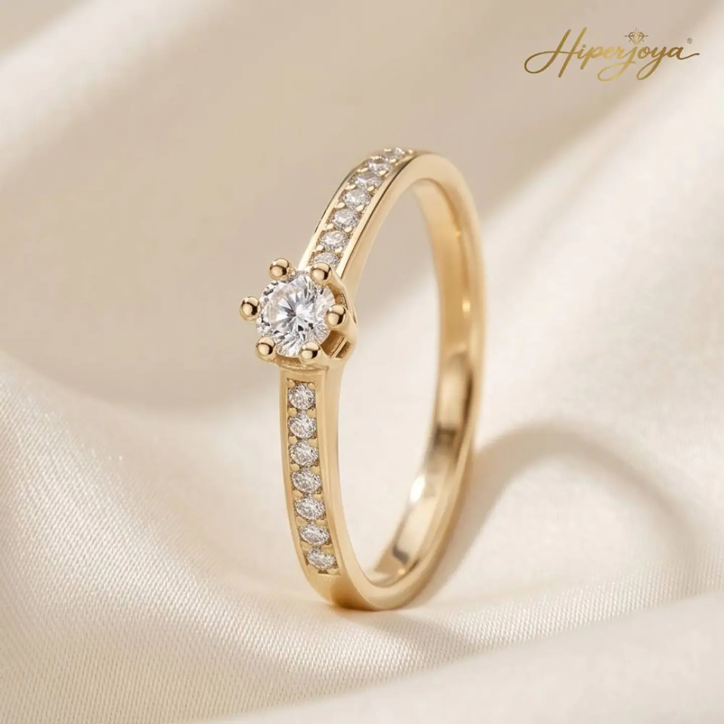 Anillo solitario para pedido de mano 4