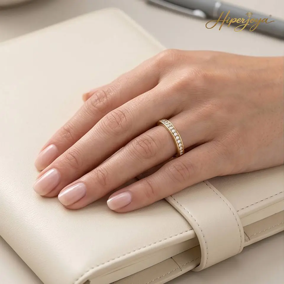 Anillo solitario para mujer en Oro amarillo 18k  4