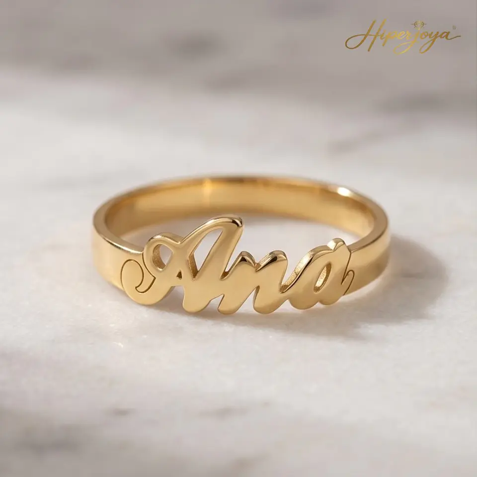 Anillo personalizado nombre plata con baño de oro  5