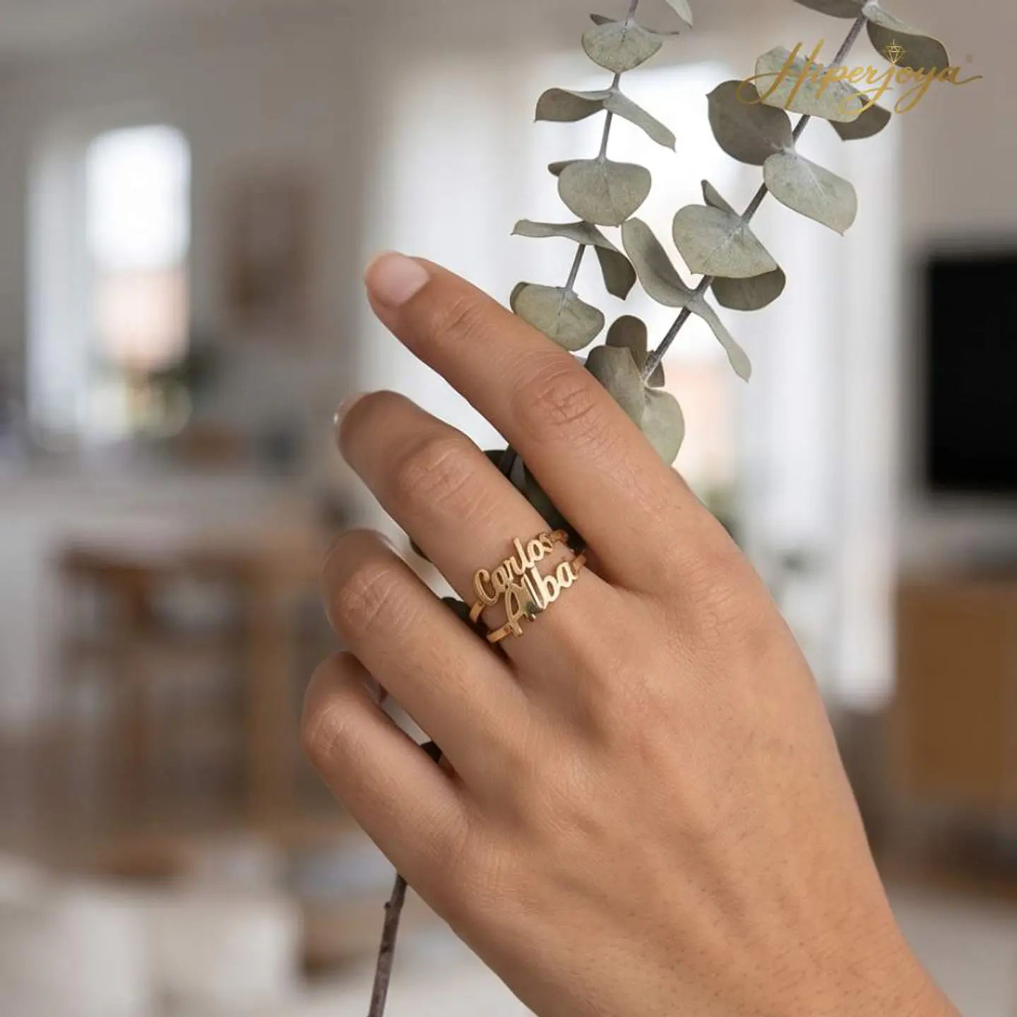 Anillo personalizado nombres de pareja plata con baño de oro 2