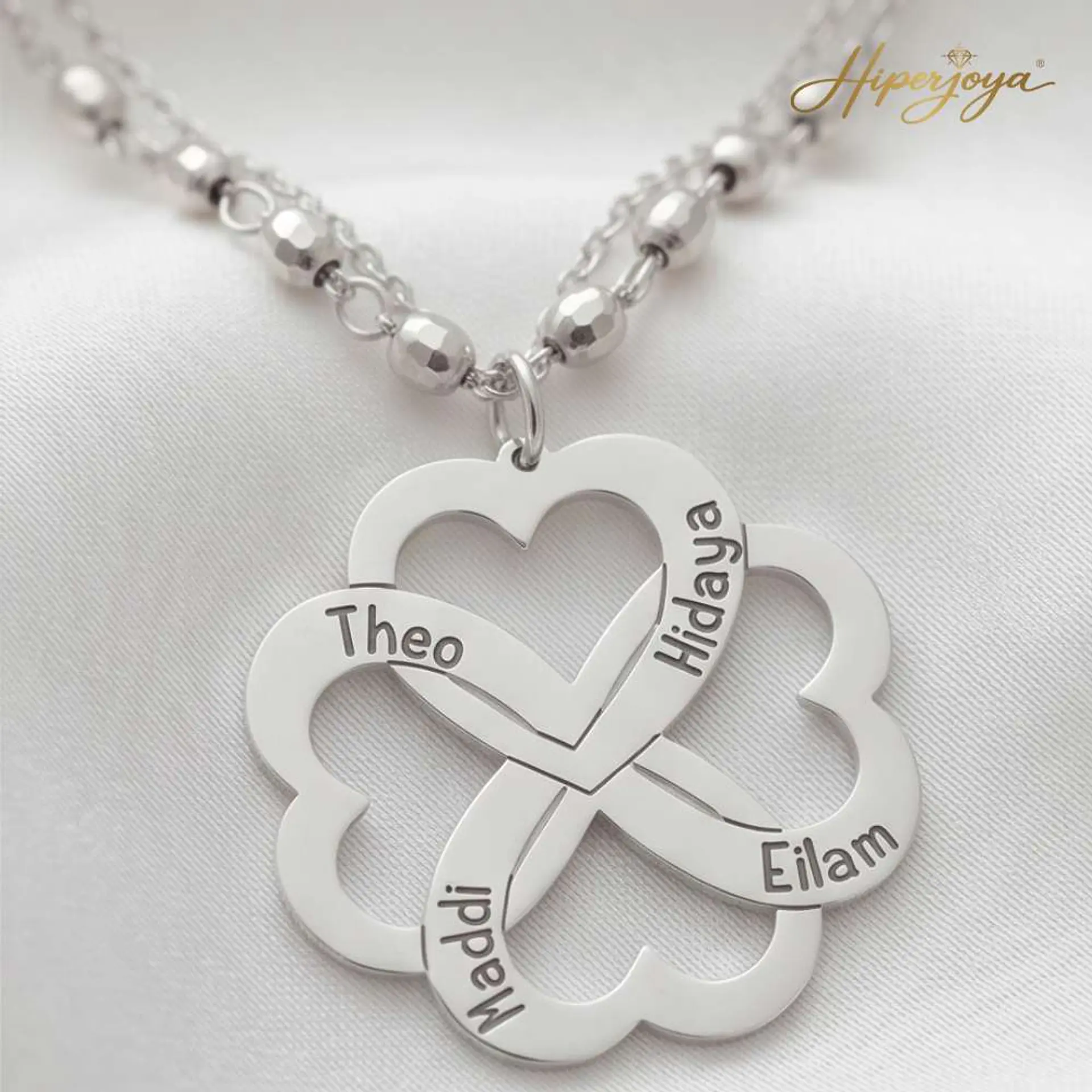 Colgante nombres corazones enlazados plata 3
