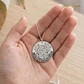 Colgante personalizado nombre flores plata  - Miniatura 4
