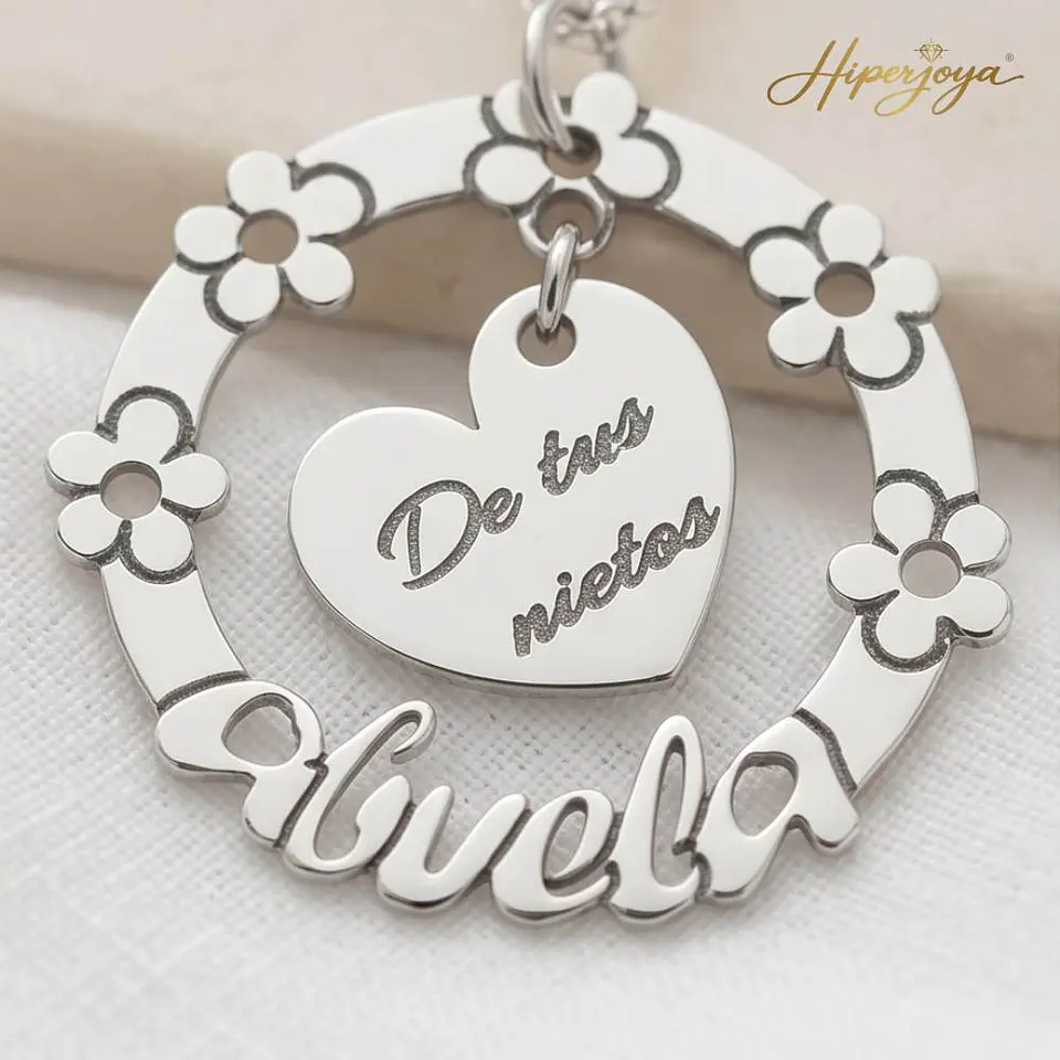 Colgante personalizado para abuela nombres y flores plata 3