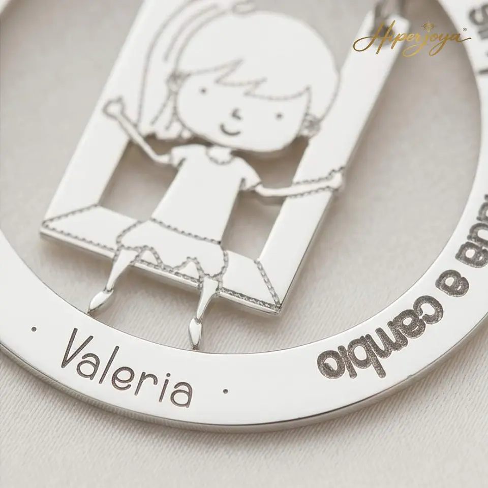 Gargantilla personalizada de niña y leyenda plata  3