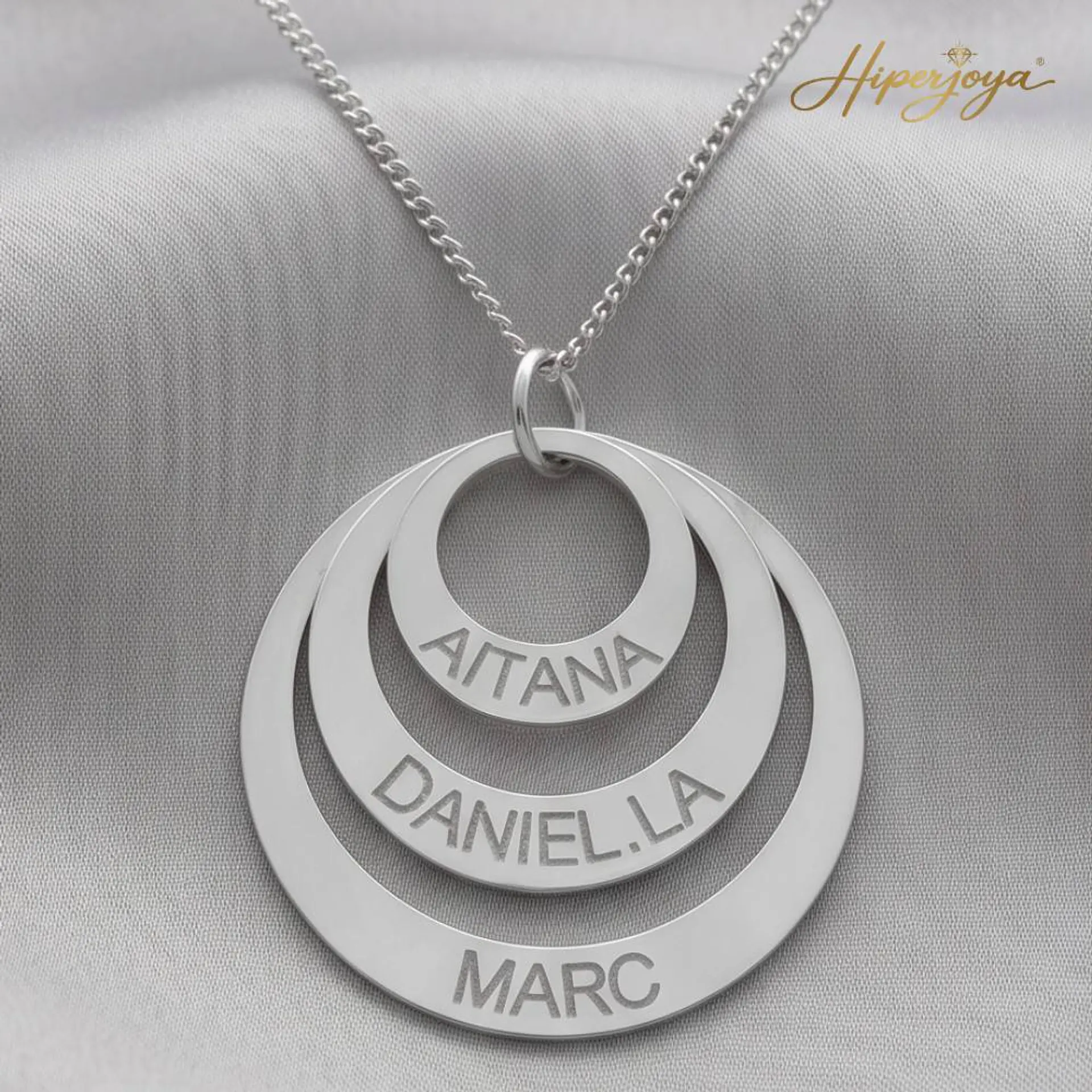 Gargantilla personalizada con nombres plata 5