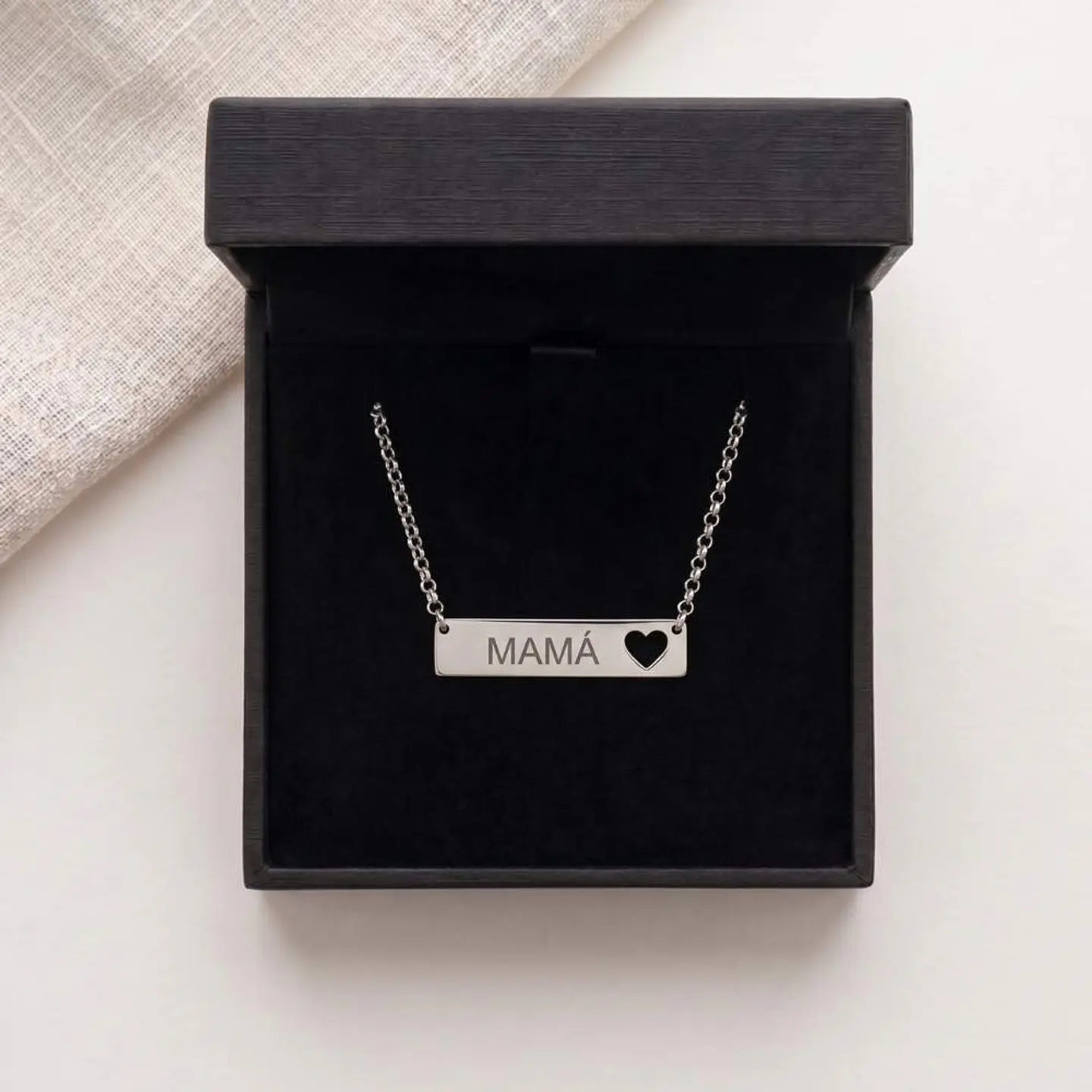 Gargantilla personalizada mamá y corazón plata 6