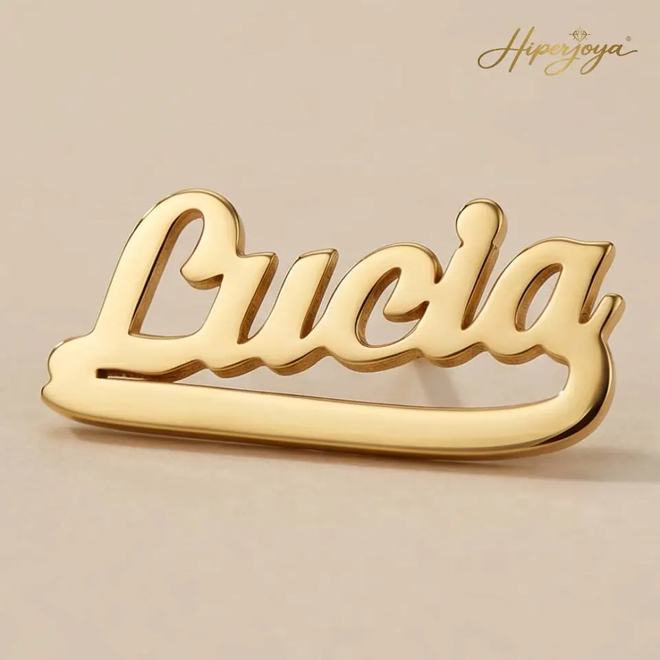 Pendientes personalizados de nombres plata con baño de oro  7
