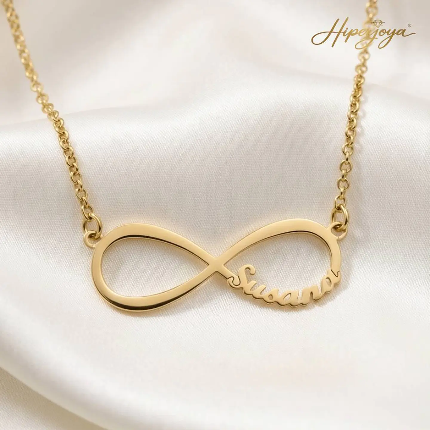 Gargantilla personalizada de infinito y nombre plata con baño de oro 3