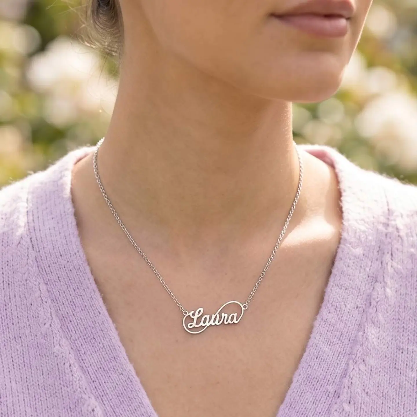 Gargantilla personalizada medio infinito con nombre plata  2