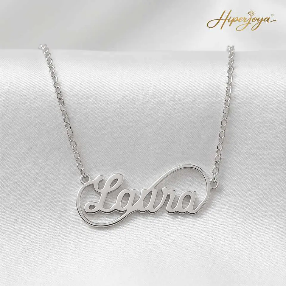 Gargantilla personalizada medio infinito con nombre plata  5