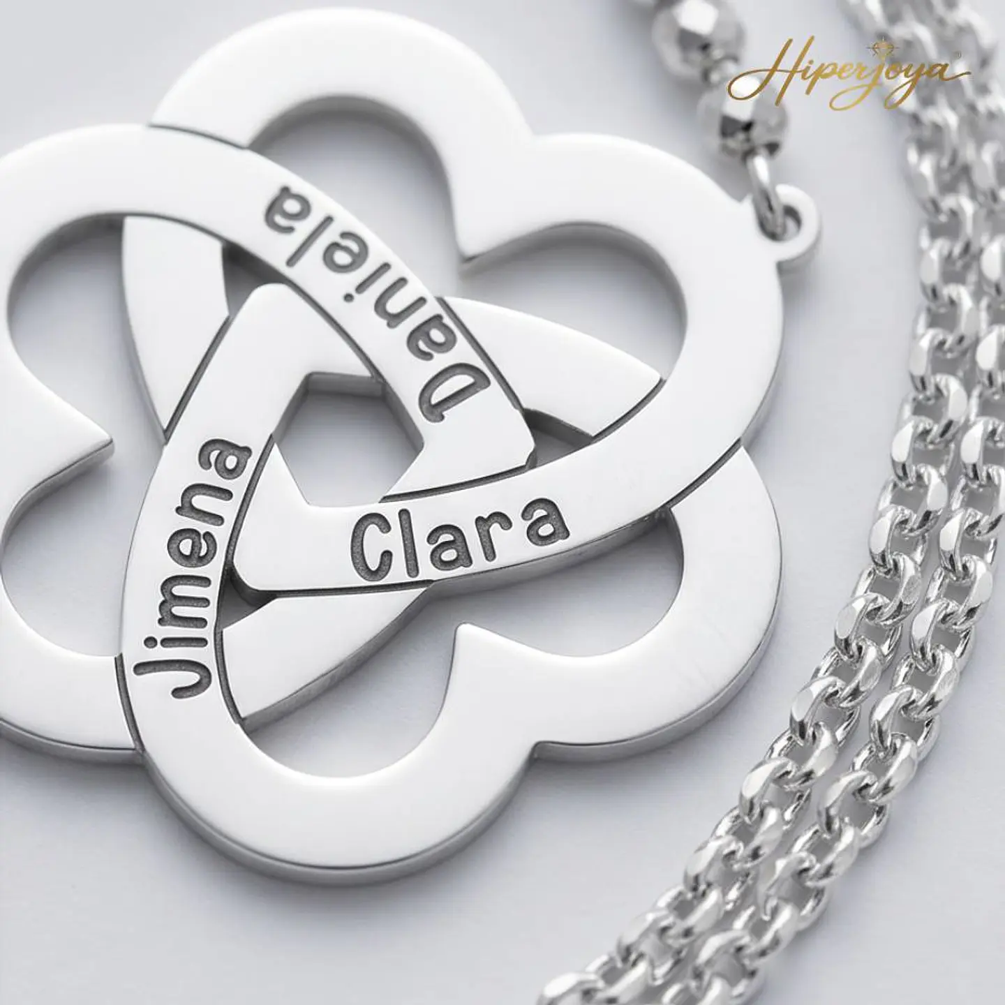Pulsera personalizada corazones enlazados plata 3