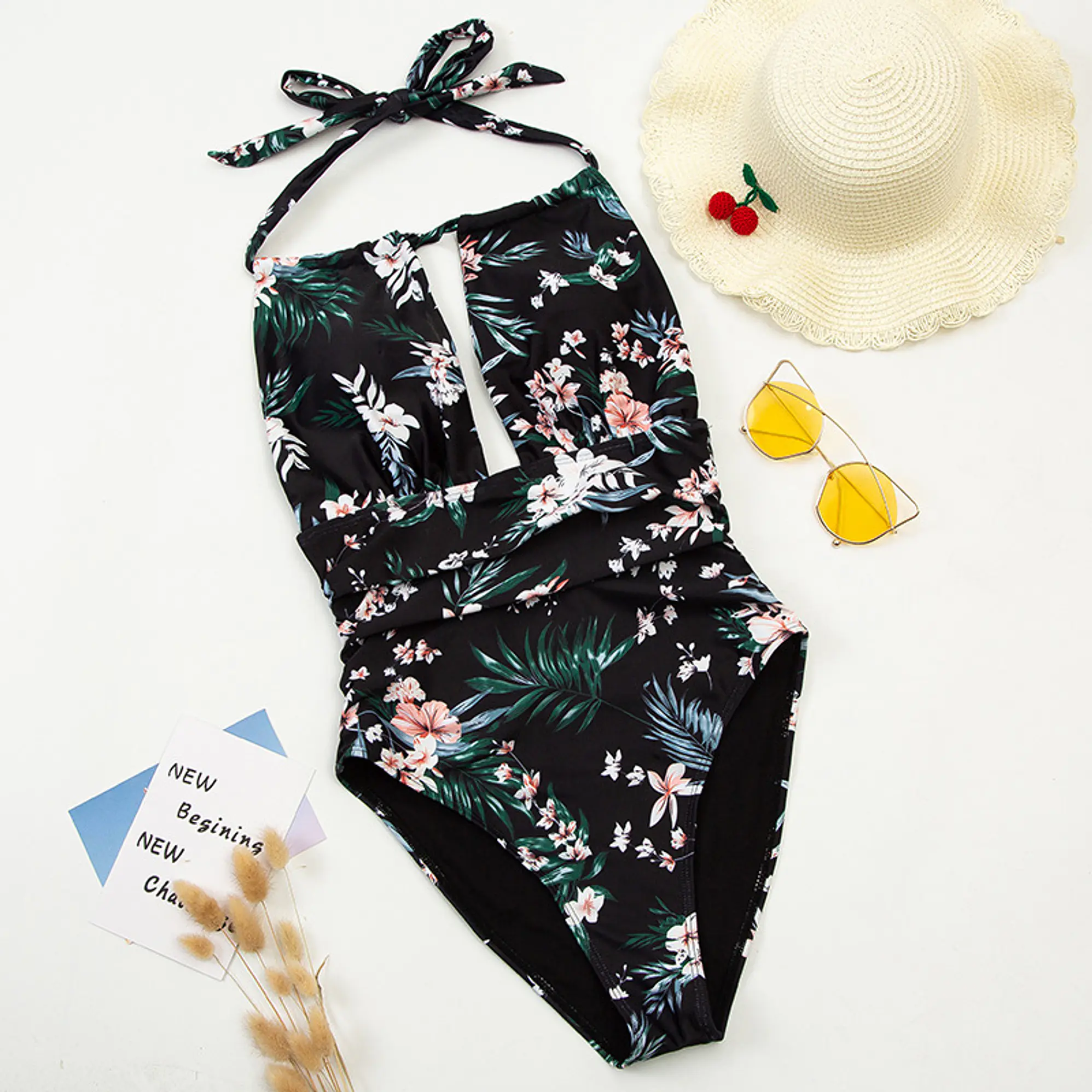 Traje de baño Luna negro floral 1