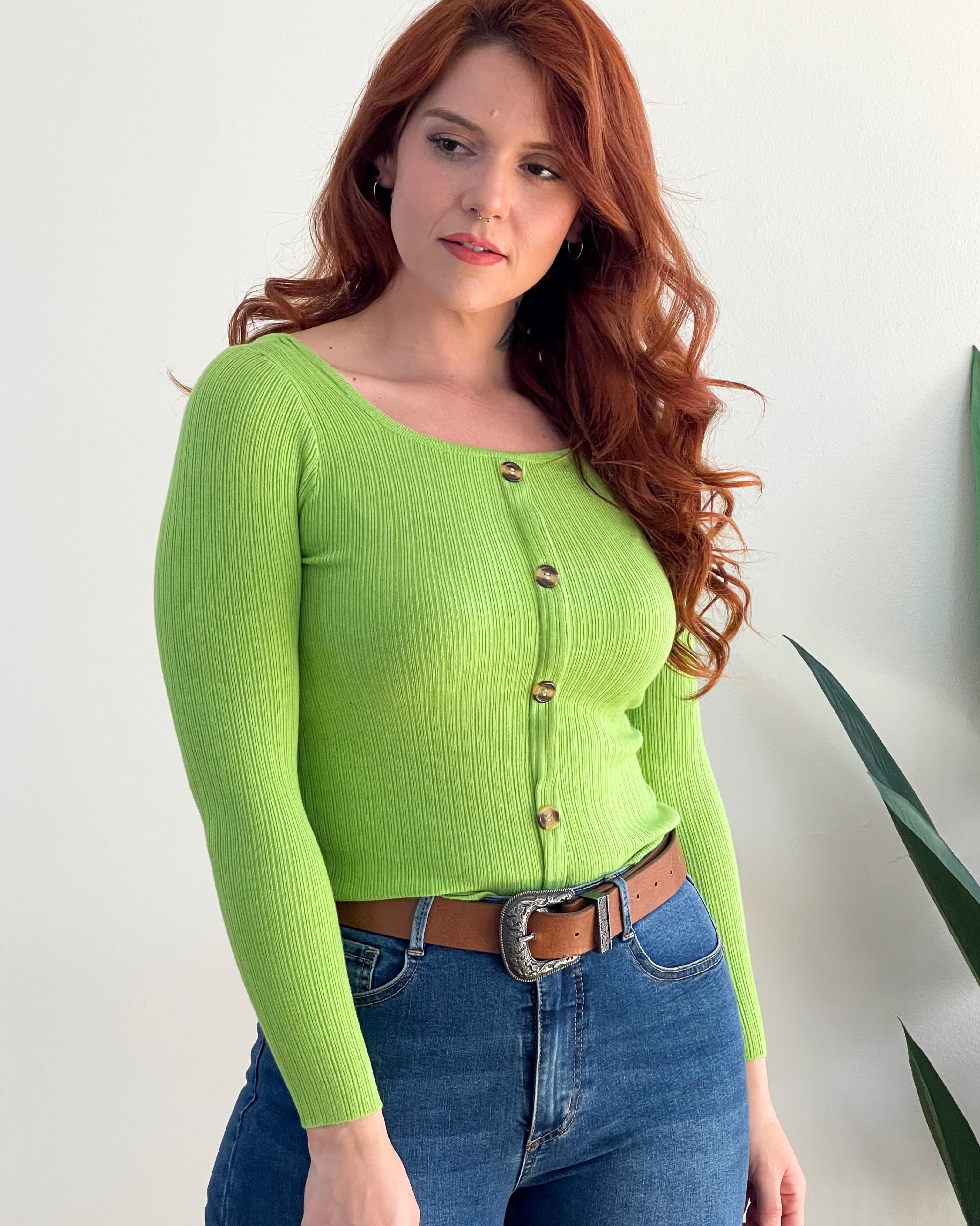 Sweater básico botones colores