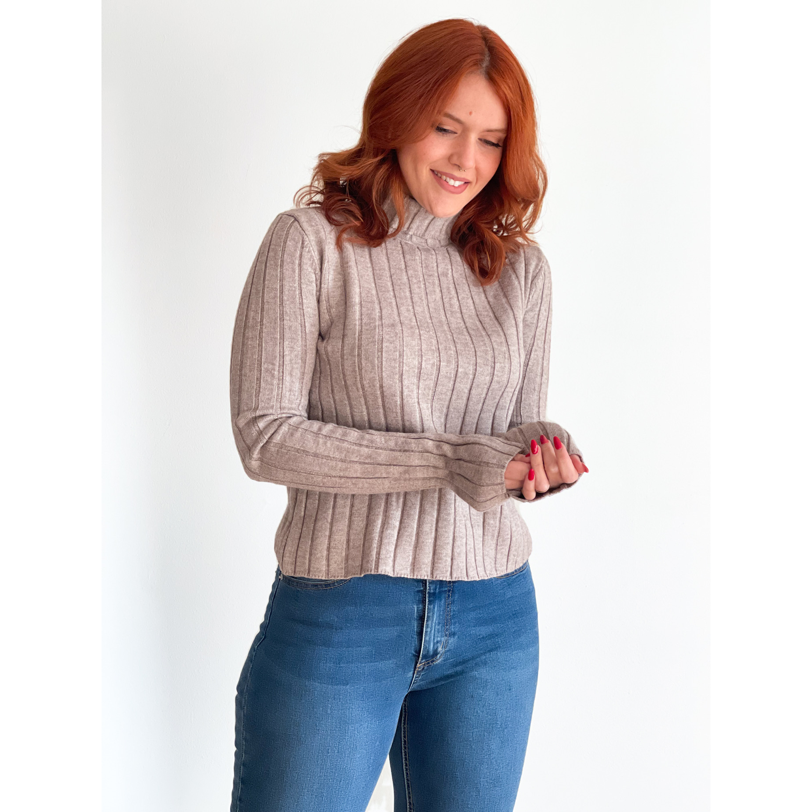 Sweater cuello alto mujer diseño terra 1