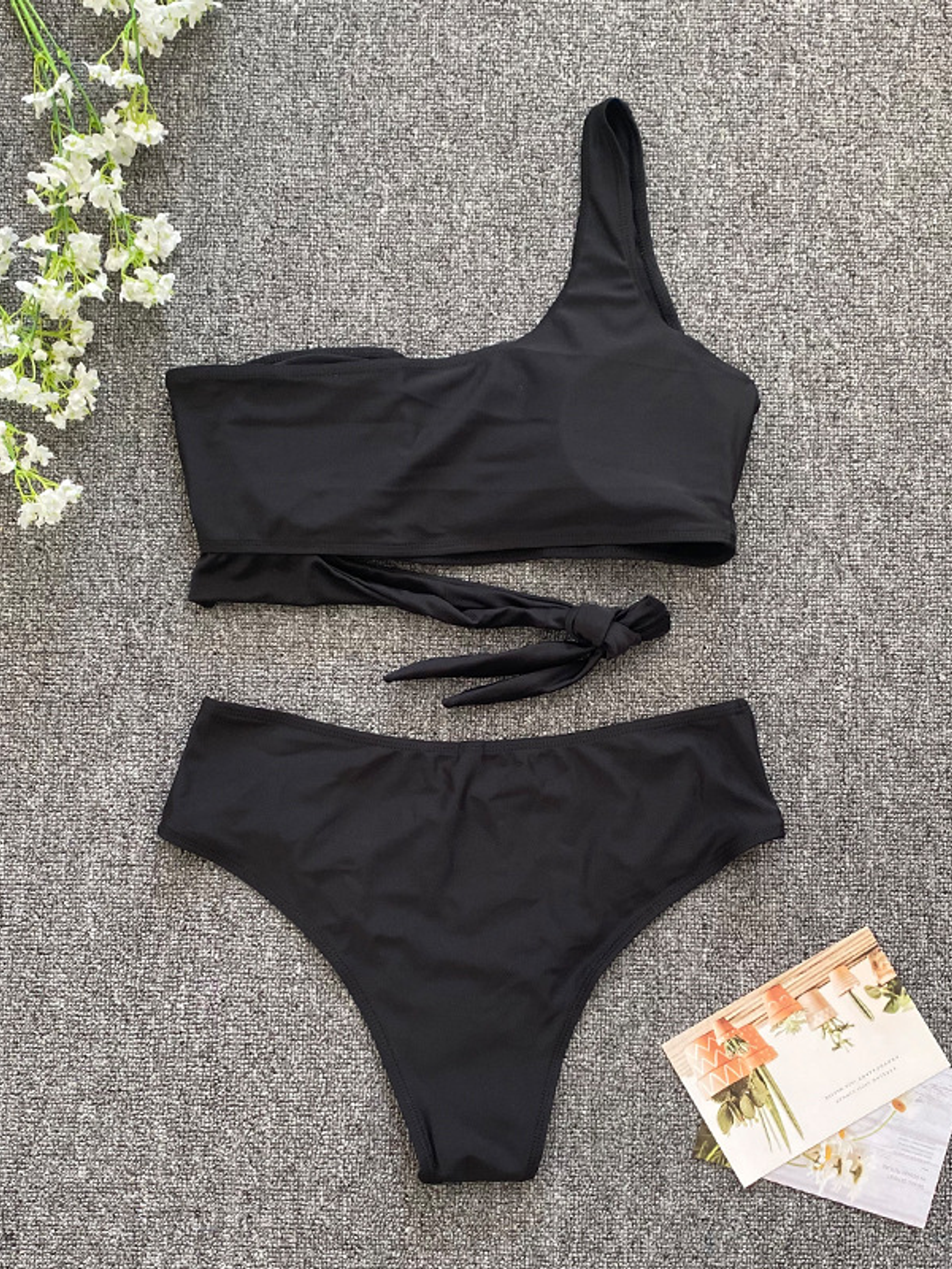 Bikini tiro medio Asimétrico colores 9