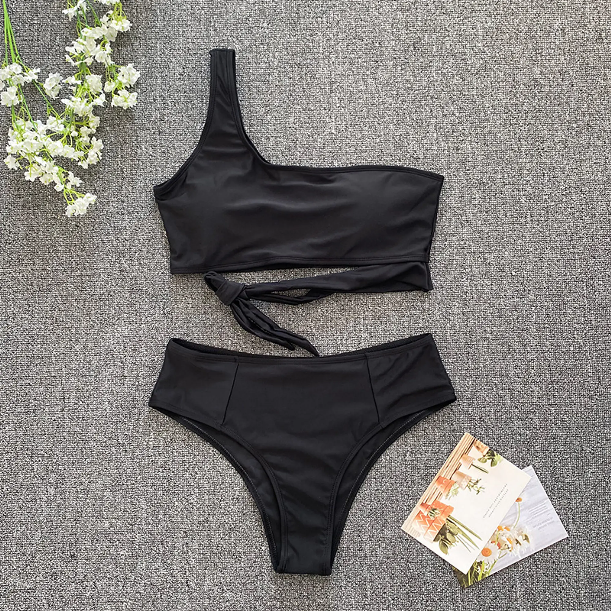 Bikini tiro medio Asimétrico colores 10