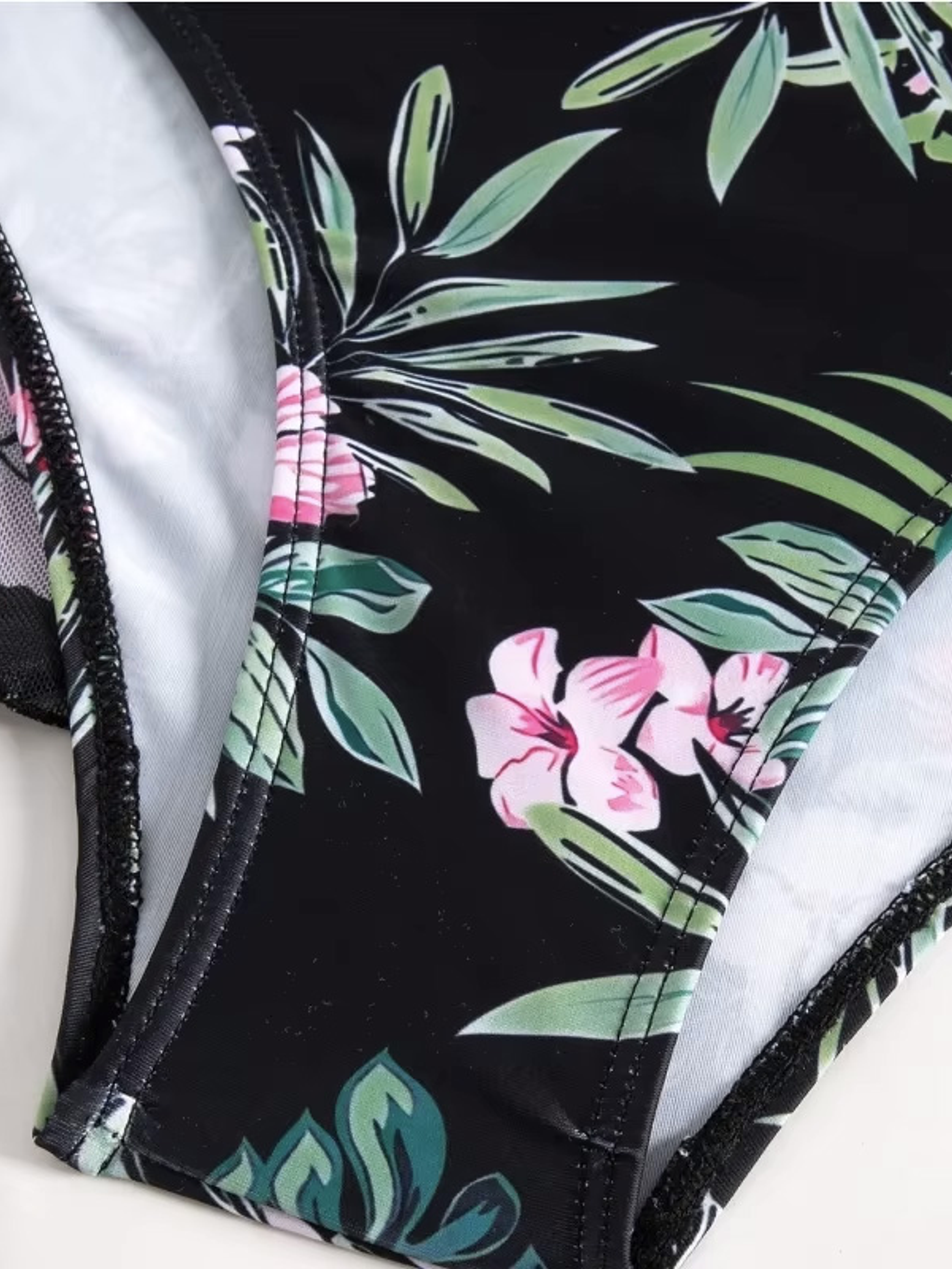 Bikini tiro Medio Cairo Negro floral + Kimono 6