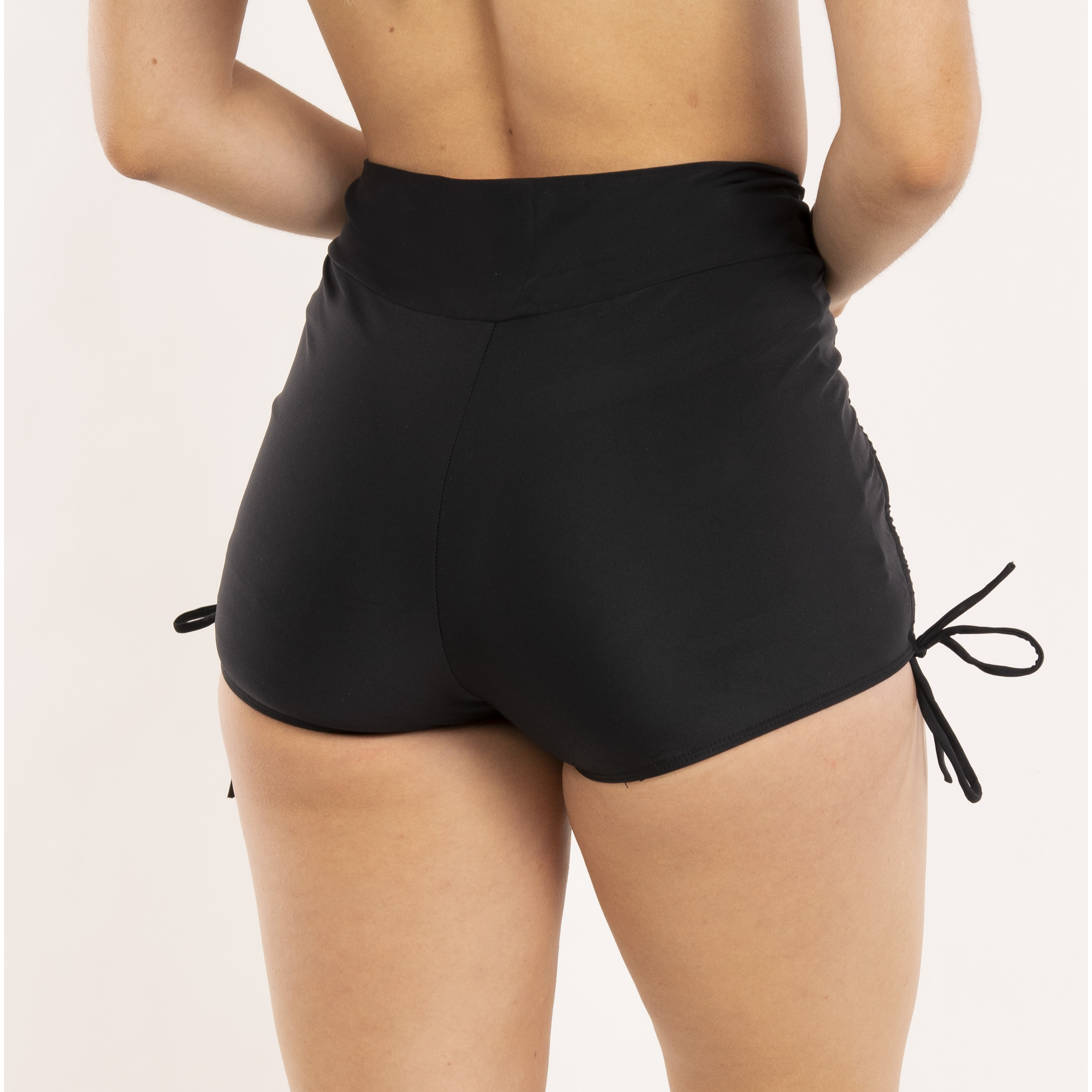 Short bikini tiro alto pretina negro con Straps 2