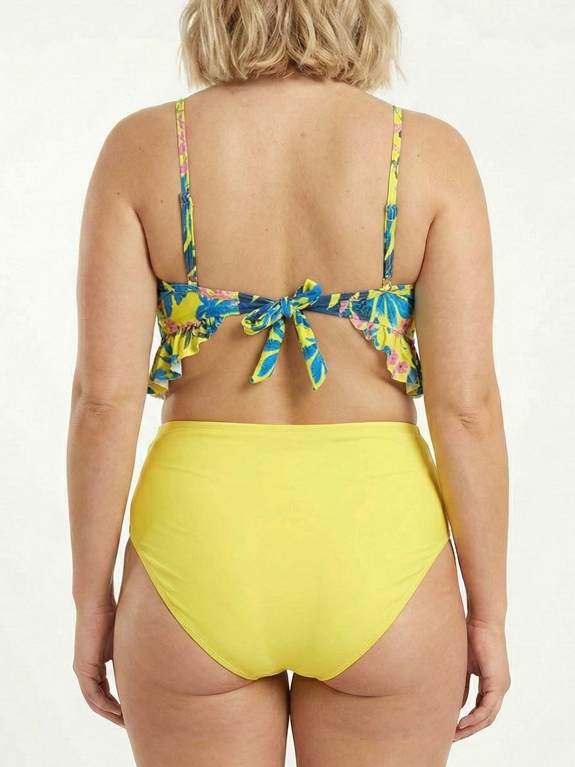 Bikini Tiro Alto Amarillo con Top Floral y Vuelos 3