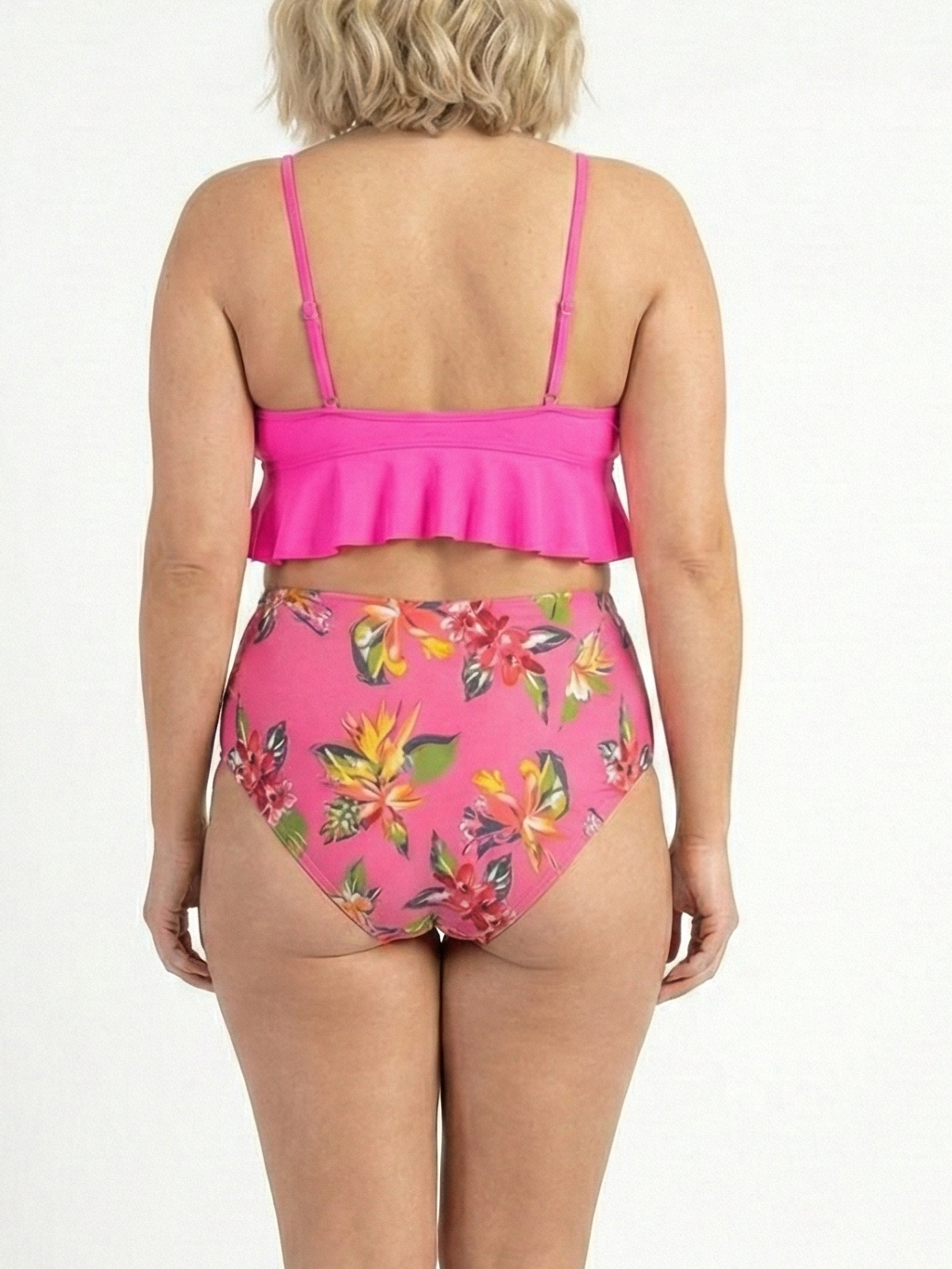 Bikini Tiro Alto Fucsia con Vuelos y Estampado Floral 2