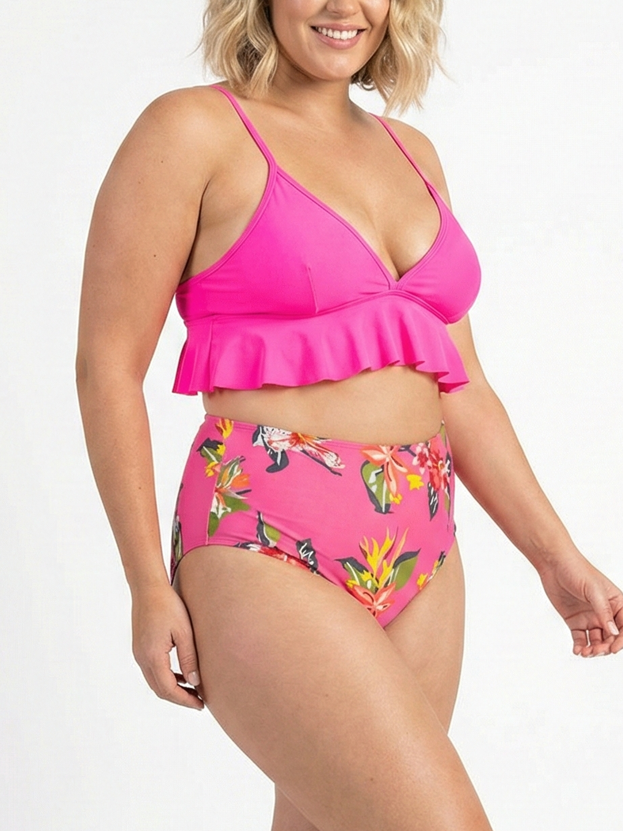 Bikini Tiro Alto Fucsia con Vuelos y Estampado Floral 3