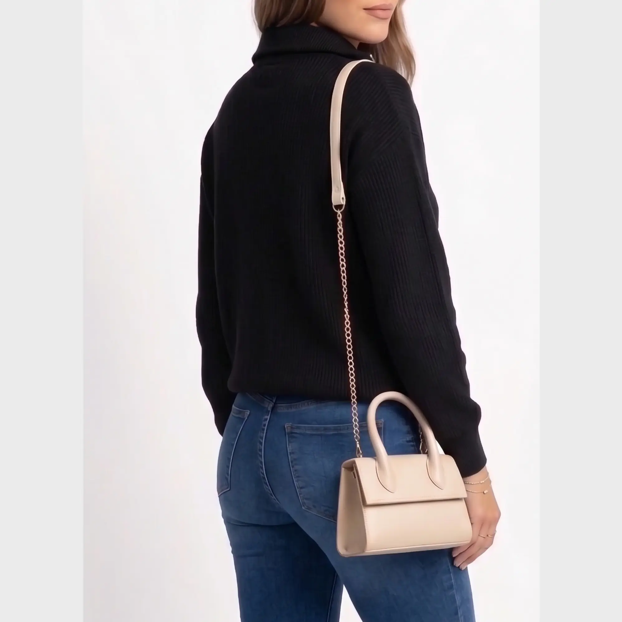 Sweater Tejido con Medio Cierre Metálico y Cuello Alto 4