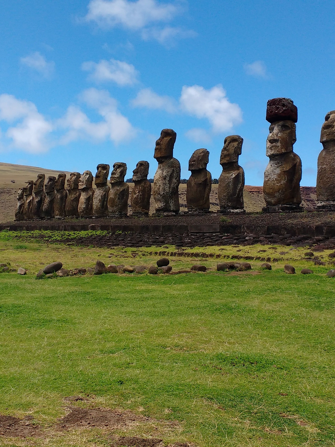 Tongariki Sunrise: El Despertar de los Gigantess 1