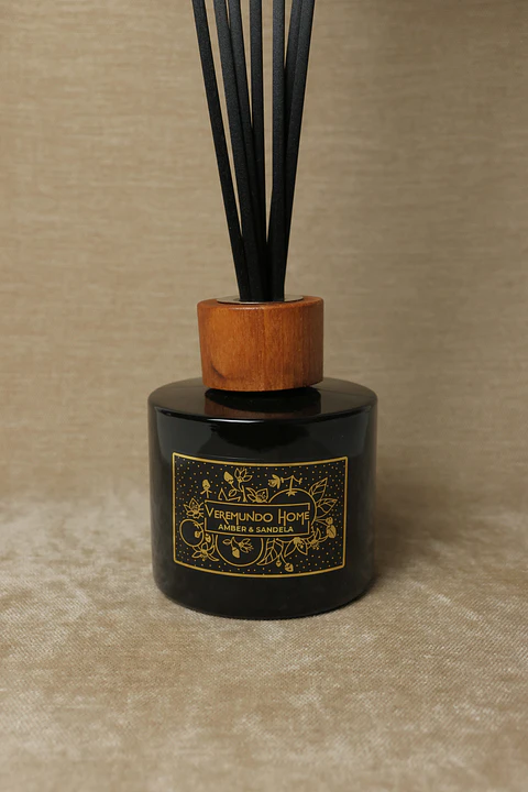 Difusor em sticks Paris Amber & Sandela (200ml)