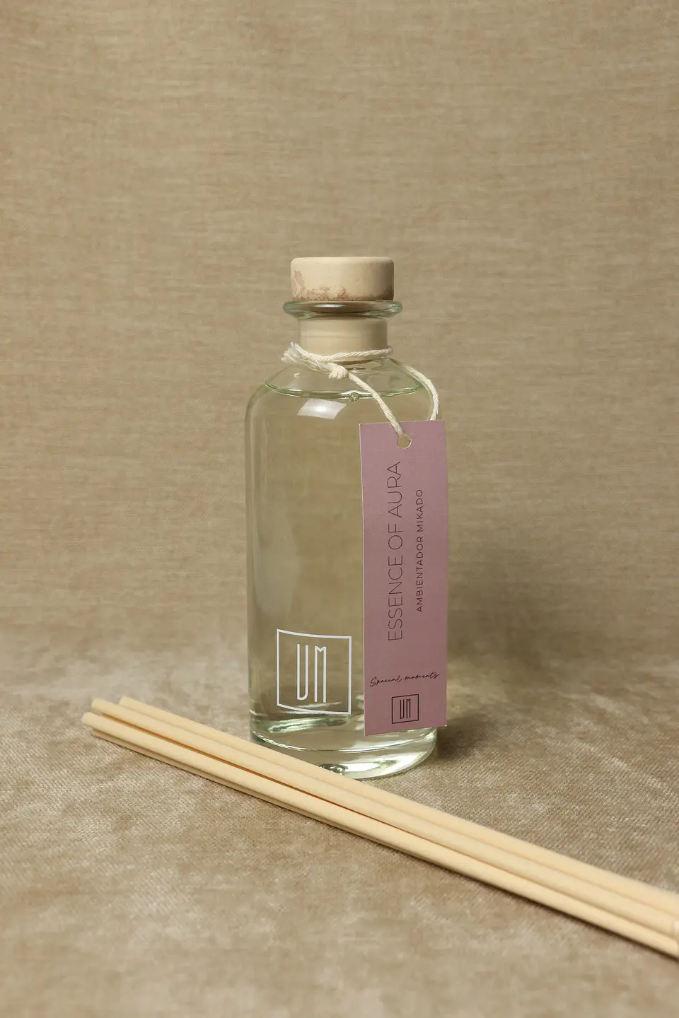 Difusor em sticks Essence of Aura (200ml) 1