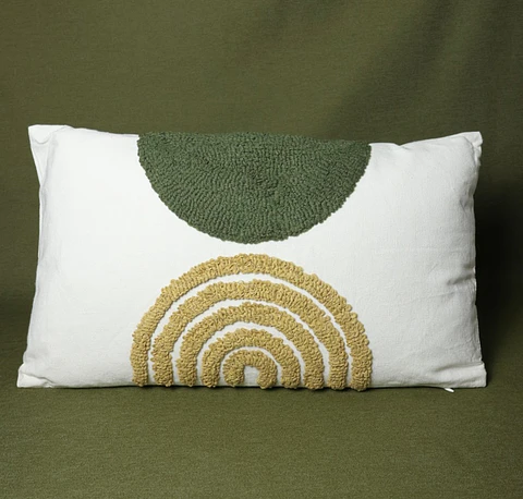 Conjunto de 2 Almofadas com aplicações em relevo (50×30)
