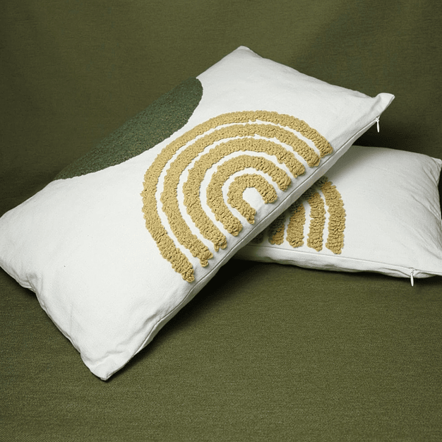 Conjunto de 2 Almofadas com aplicações em relevo (50×30) 2