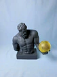 Busto Contemporâneo com Bola de Basquetebol (Cinzento Escuro) - Thumbnail 1