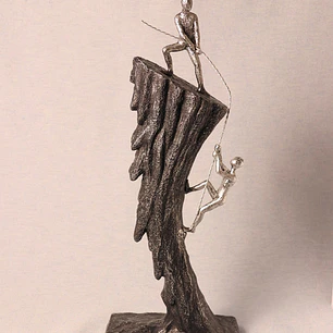 Figura Decorativa Escalada