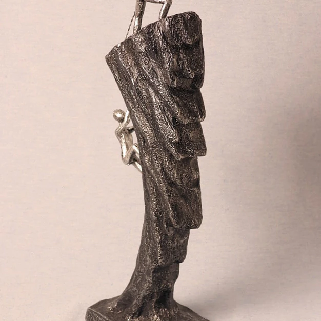 Figura Decorativa Escalada 2