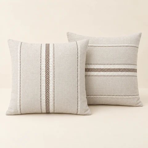 Conjunto de 2 Almofadas Bege com Bordado Geométrico (45 × 45 cm)