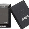 Encendedor Zippo Negro metalizado con logo